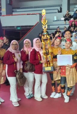 Bawa Pulang Tropi Juara, Perwosi Jambi Pertahankan Gelar Senam Kreasi Nasional